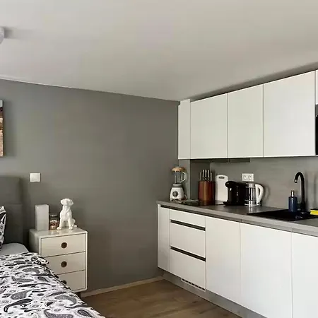 Romantic Apartment By The City Center Prague Exterior photo