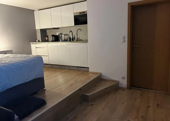 Romantic Apartment By The City Center